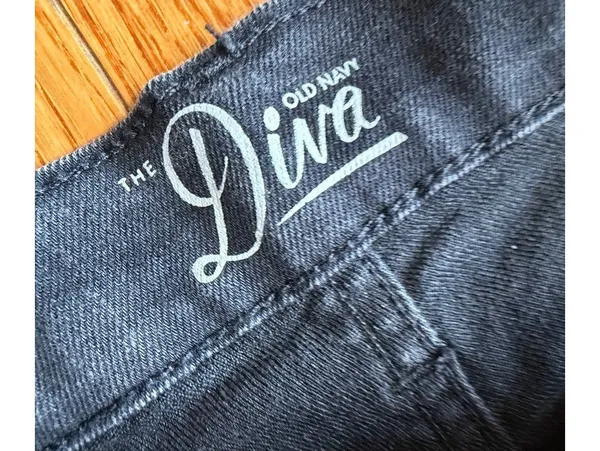 Old Navy Diva Women’s Black Bootcut Stretch Jeans Size 8 Regular Mid Rise - Image 4