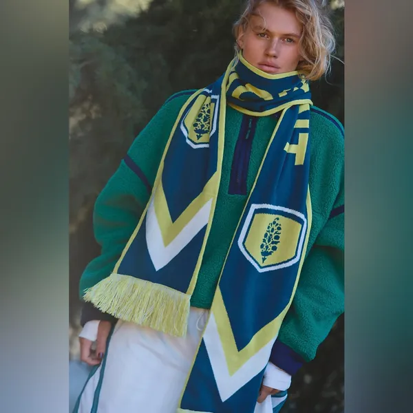 FP Movement Big League Reversible Scarf - Honeydew - Image 4