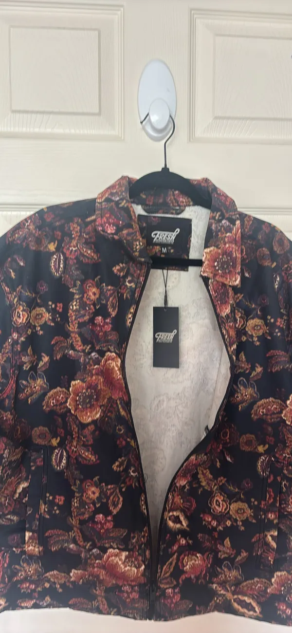 Fresh prints floral jacket Black Size M - Image 2