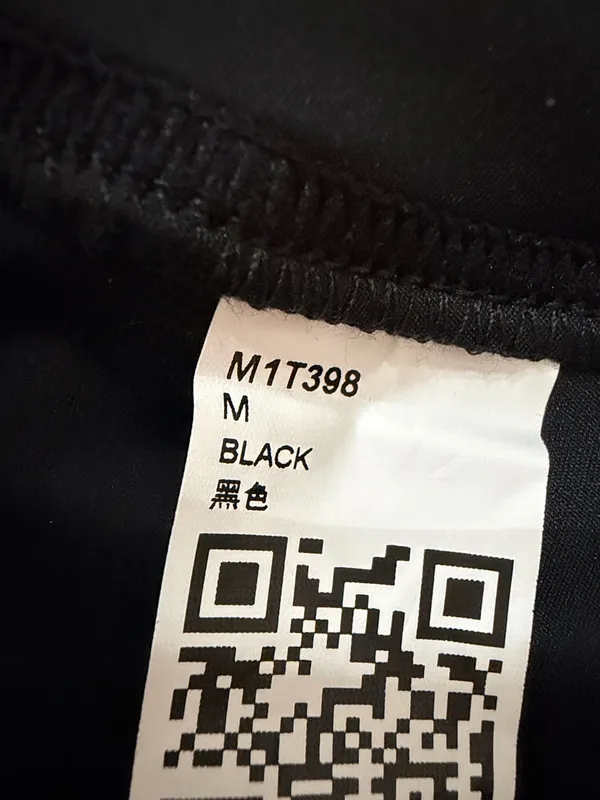 Black Athletic Flowy Activewear Workout Shorts - Size Medium. Gently warn and excellent condition. Under shorts with pockets. Measurements approximately 14” waste, not fully stretched out x 13.5” long. Non-smoking home. priced to sell at as is condition. Don’t like my price, make reasonable offer! And thank you for checking my closet. - Image 4