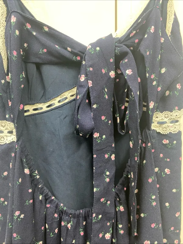 Hollister Slip Dress Small Navy Floral Lace Bow Accent Babydoll Small Open Back - Image 6