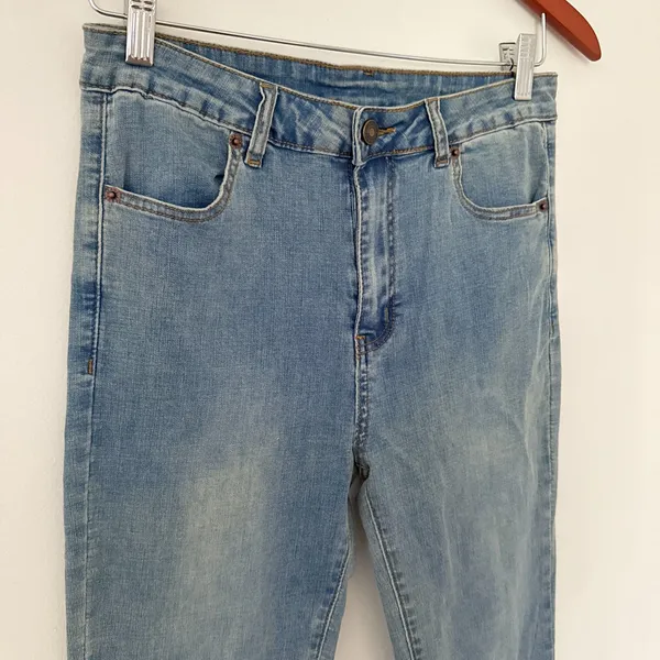 NWT Aaron and Amber Light Blue Flare Bell Bottom Jeans Raw Hem High Waist Sz M - Image 8