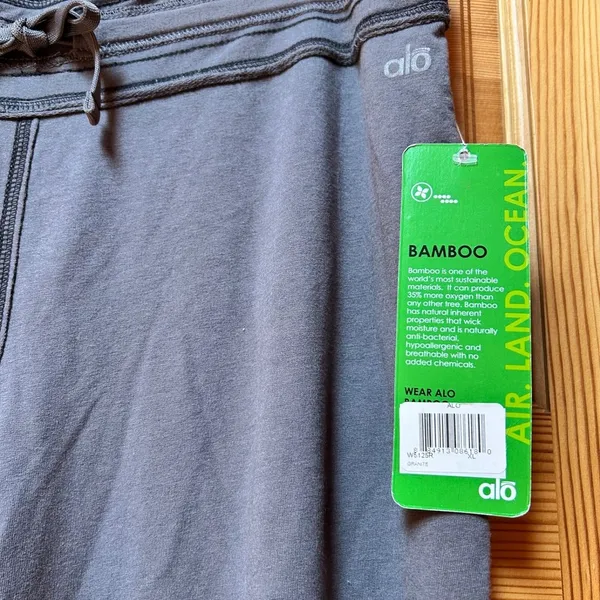 NWT ALO Yoga Pants Granite/Gray Wide Leg Bamboo Joggers Sweatpants Loungewear XL - Image 4