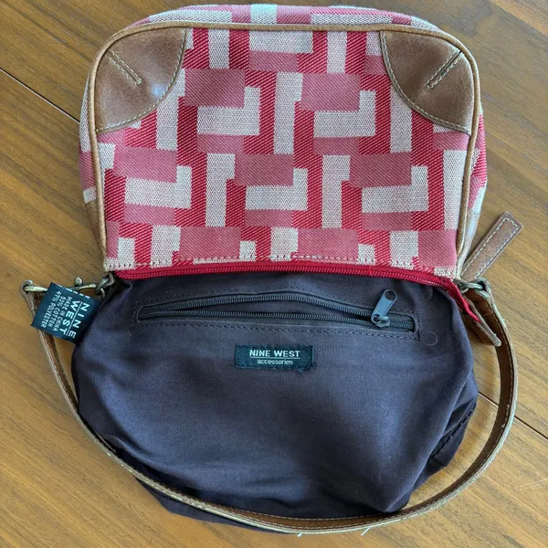 Vintage Nine West Red Shoulder Bag Y2K 2000s Boho Revival 70s Retro - Image 5