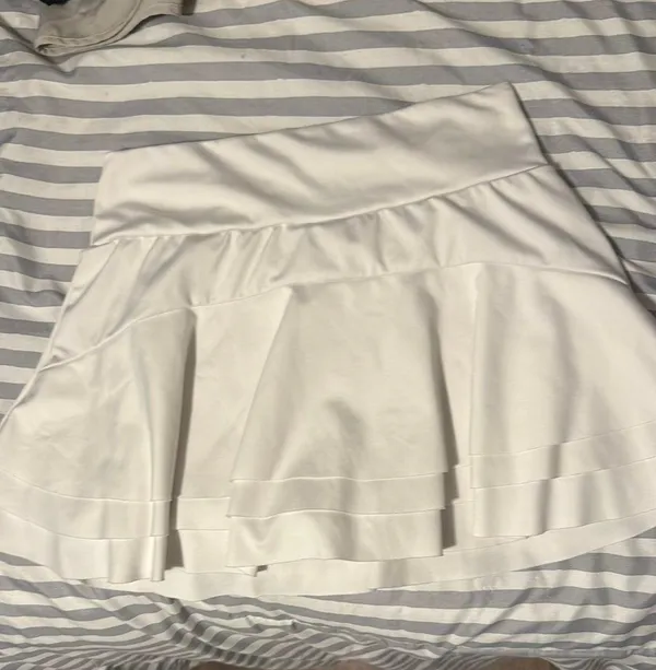 White Shein Athletic Skirt - Image 2