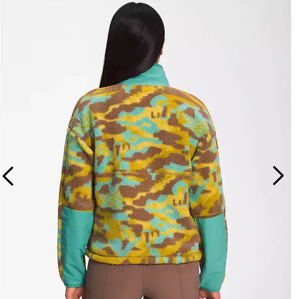 The North Face Fleece 1/4 Snap Pullover - Image 2