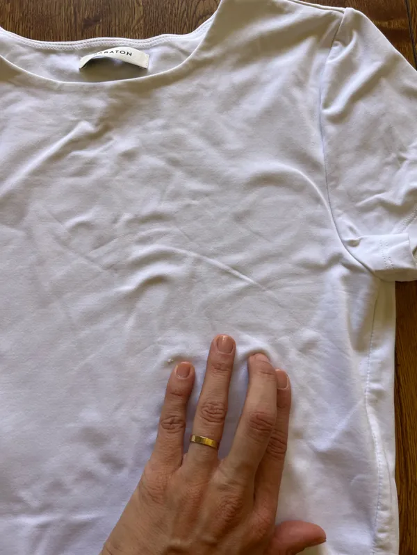 Aritzia babaton cropped top - Image 4
