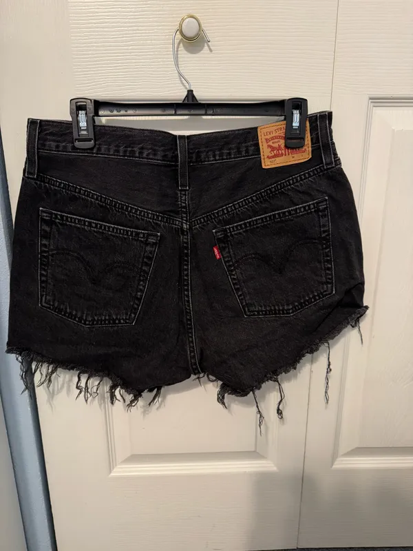 Levi’s 501 Shorts - Image 2