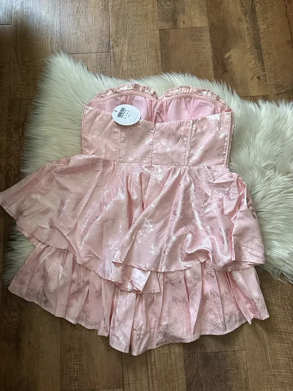 SELFIE LESLIE Paris Muse Romper In Pink - Image 10
