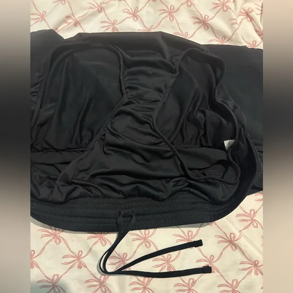 Nike Women's Black Dri-Fit XL Athletic Shorts - Image 6