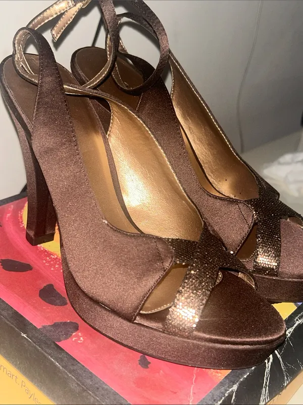 Vintage Cafe Hot Stuff Satin Brown Peep-Toe Slingback Heels Y2K ERA size 7.5 - Image 2