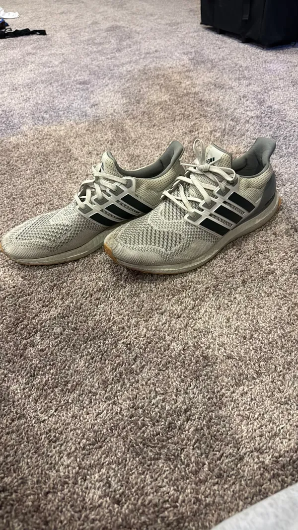 Adidas Ultraboost Shoes - Image 3