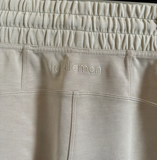 Lululemon Soft Ambitions High Rise Shorts Trench - Image 5