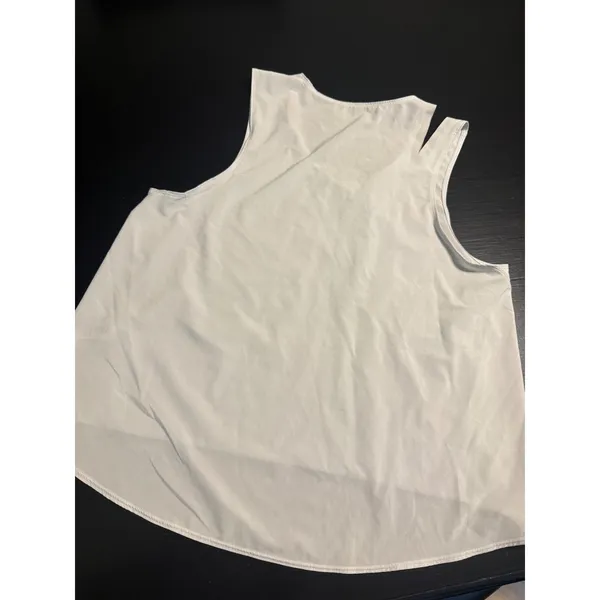 Nike Dri-FIT Womens Tank Top Medium Gray Perforated Swoosh High Low Hem Athletic - Image 6