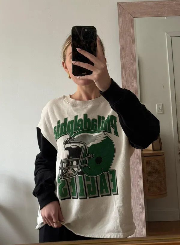 Eagles Crewneck Multiple Size L - Image 5
