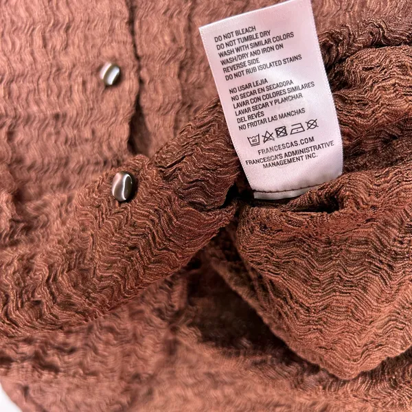 Francesca’s brown textured top in M - Image 6