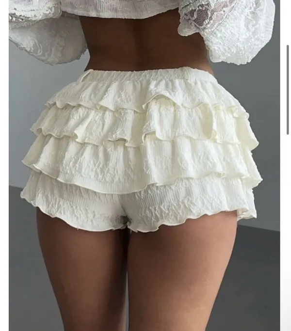 SHEIN cream ruffle shorts - Image 2