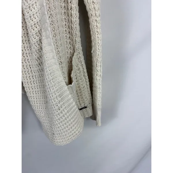 Ripcurl White Knit Cardigan sweater Size Small - Image 3