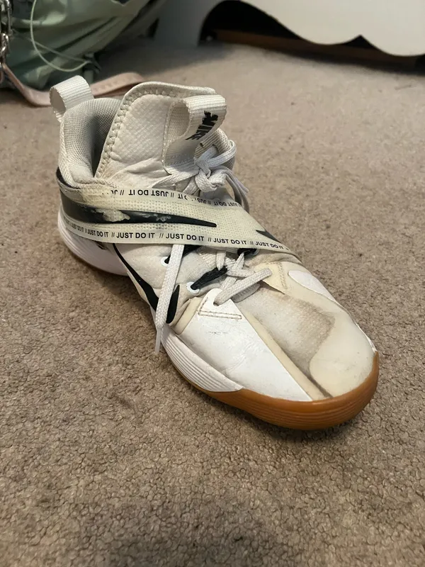 Nike Volleyball Shoes Women’s - Image 4
