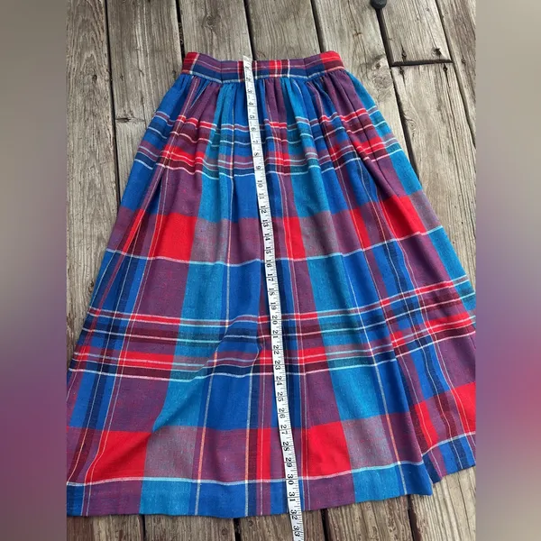 True Vintage Plaid Midi Skirt “Pendleton-Style,” Unsized (Modern 0) - Image 2
