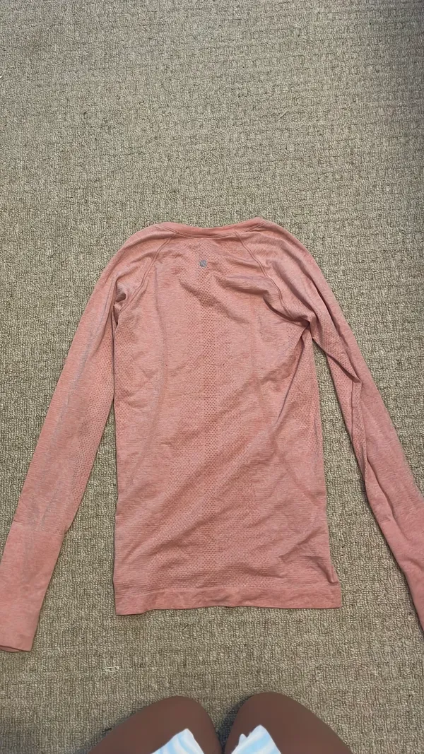 Lululemon Long Sleeve Swiftly Tech - Image 4