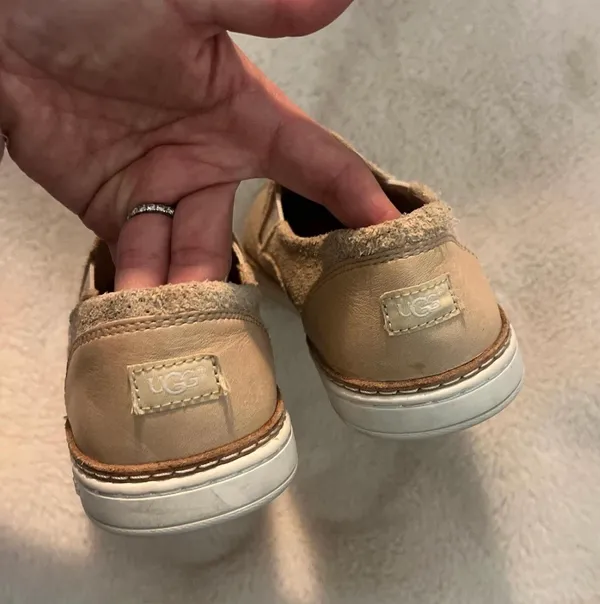 UGG Adley Perf Stardust Leather Sneaker Comfort Slip-On Shoe Gold Women US7 - Image 3