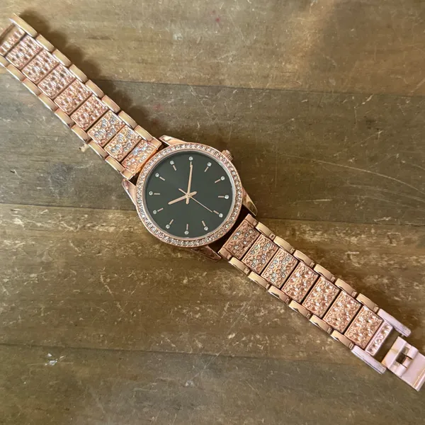 Rose gold iced quartz watch - Image 5