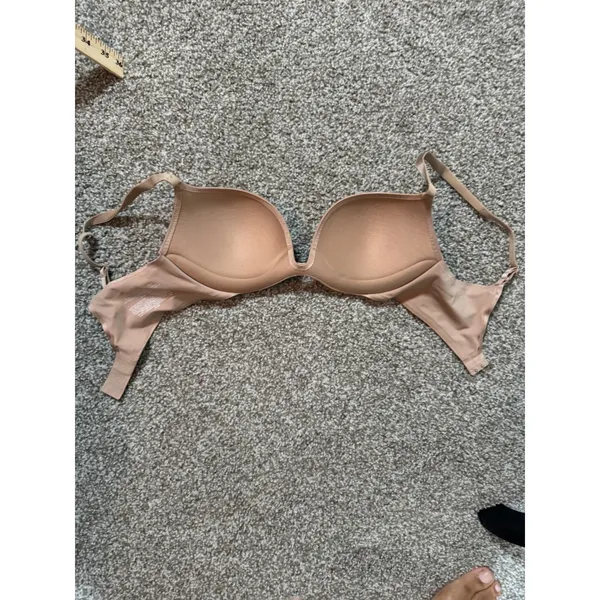 Victoria's Secret Plunge Bra 32D Tan Nude Padded Underwire - Image 4