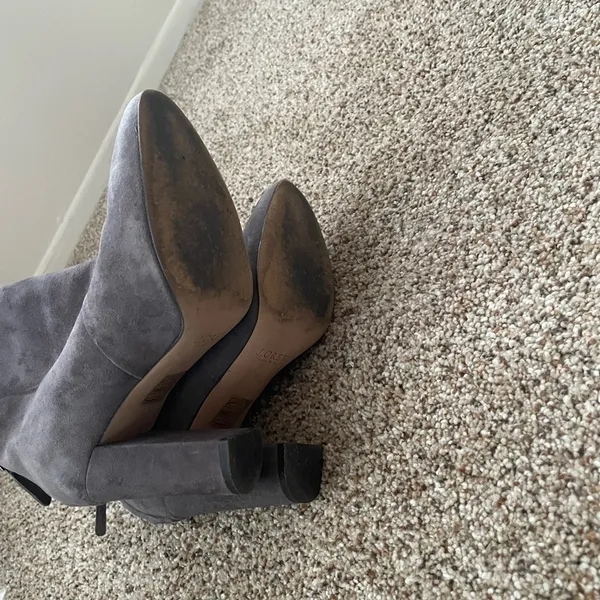 J. Crew Adele Heeled Ankle Boot Suede Leather Size 6 Italian Gray Slouchy Boots - Image 6