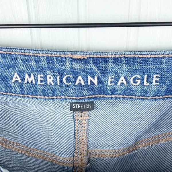 American Eagle Stretch Mom Straight Jean Cool Torn Blue Wash Denim Womens Size 6 - Image 6