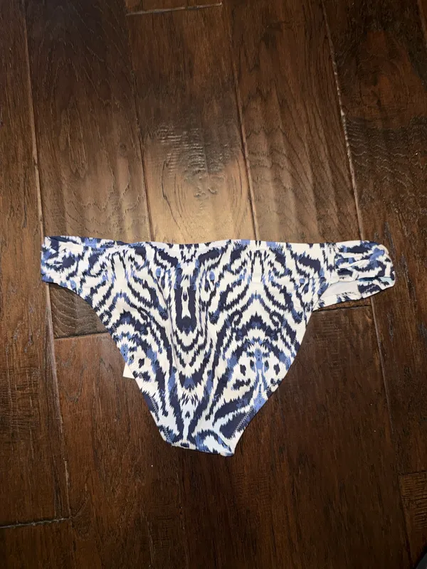NWT Jessica Simpson Blue Ikat Print Bikini Bottoms Medium - Image 5