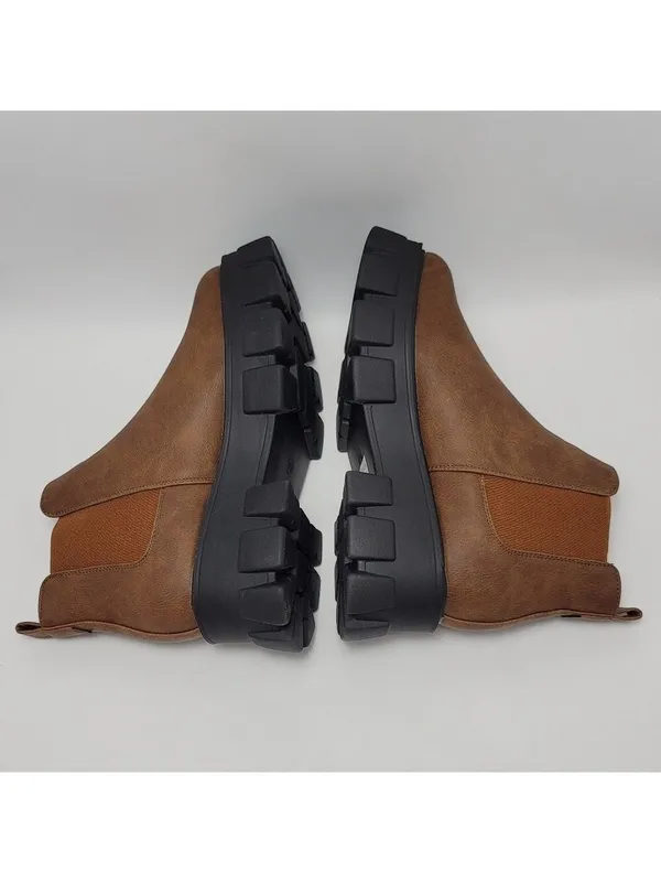Tinstree Women's Chunky Platform Chelsea Slip On Lug Sole Boot Size 9.5 Brown - Image 9
