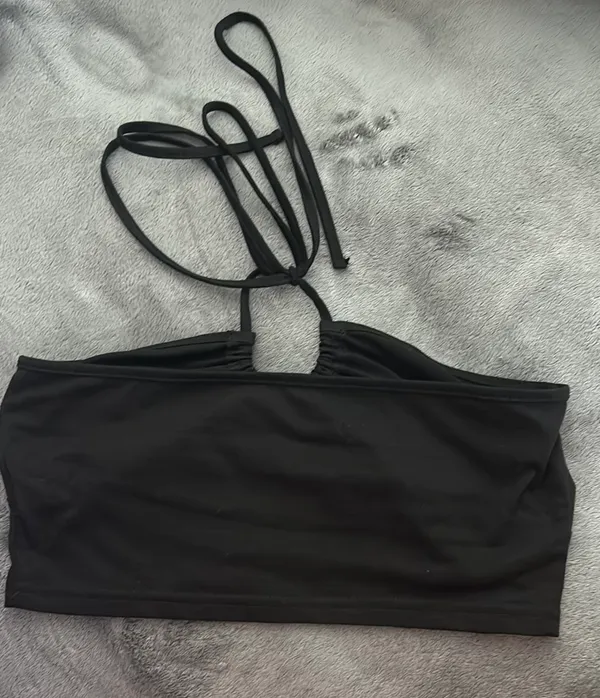 SheIn Halter Top - Image 2