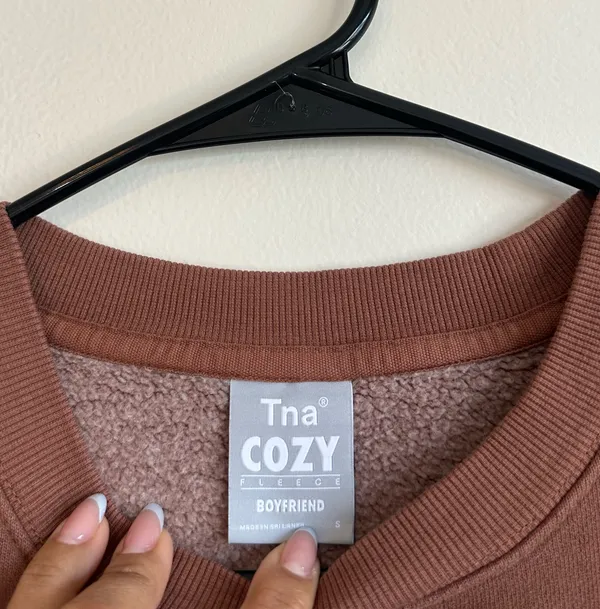 Aritzia TNA Cozy Fleece Boyfriend Crewneck Sweatshirt Size S - Image 3