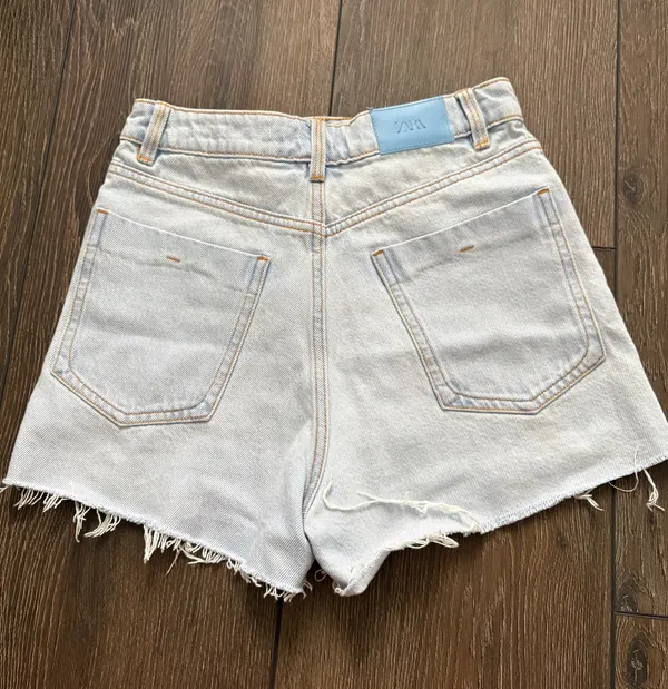 ZARA Jean Shorts High-Waisted - Image 2