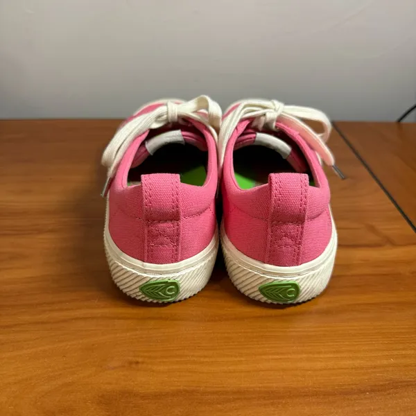 Cariuma OCA Low Rose Pink Lemonade Canvas Sneakers Lace Up W8‎ - Image 4