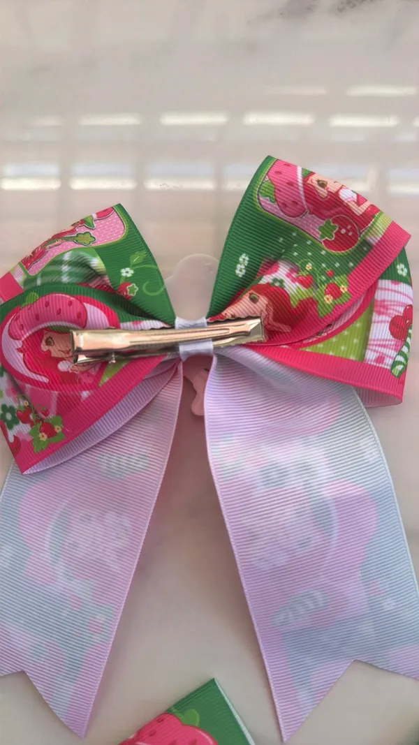 Adorable set of 2 Strawberry Shortcake-inspired hair bows - Image 5