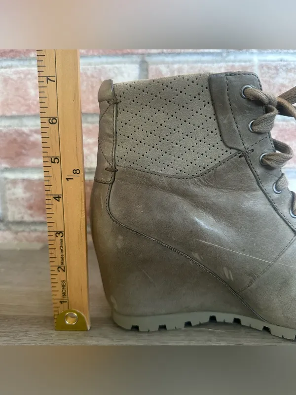 Merrell Hidden Wedge Boots Booties Women’s 5.5 Gorpcore Outdoor Fall Taupe - Image 7