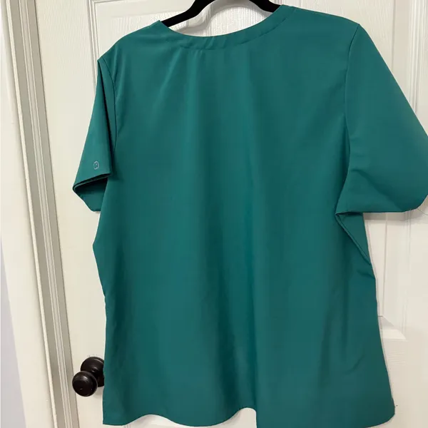 FIGS WINK scrub set green‎ straight leg pocket top XL women’s - Image 10