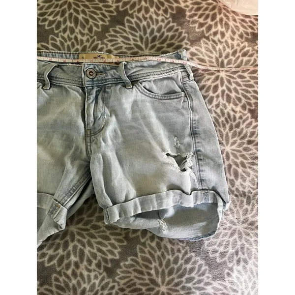 Hollister Low Rise Boyfriend Shorts sz 0 Light Wash Paint Splatter‎ Y2K Festival - Image 6