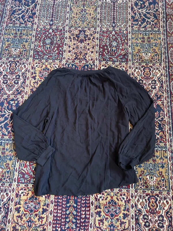 Old navy top - Image 3