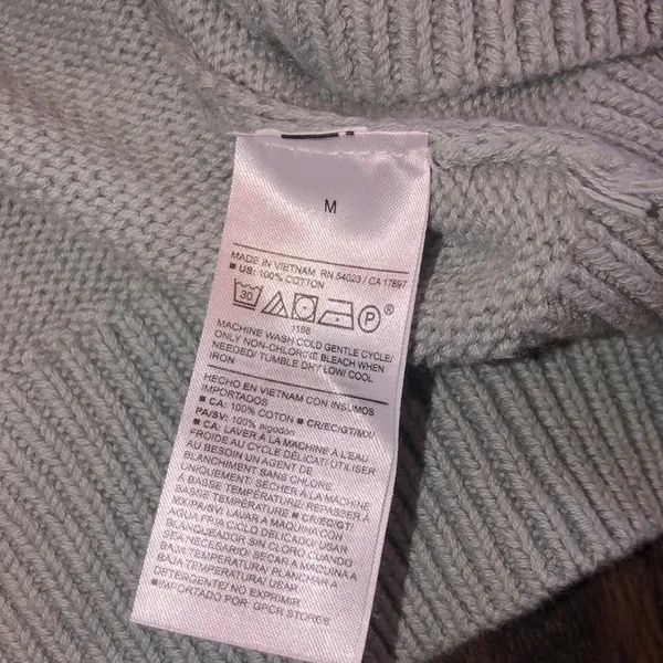 Old navy green knit sweater size medium - Image 4