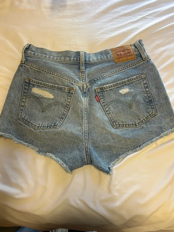 Levi’s 501 Shorts - Image 2