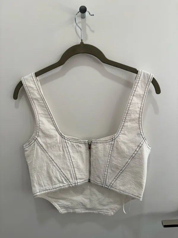 White Corset Crop Top Calypso Boutique Size Medium - Image 3
