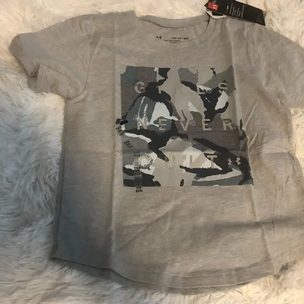 Under Armour T-Shirt Girls Never Quit Gray Camo HeatGear NWT YXS Sporty Athletic - Image 6