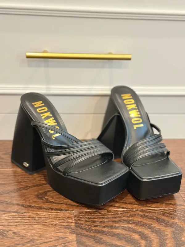 Nokwol Lulu Black Platform Block Heel Sandals NWOT Size 6 - Image 2