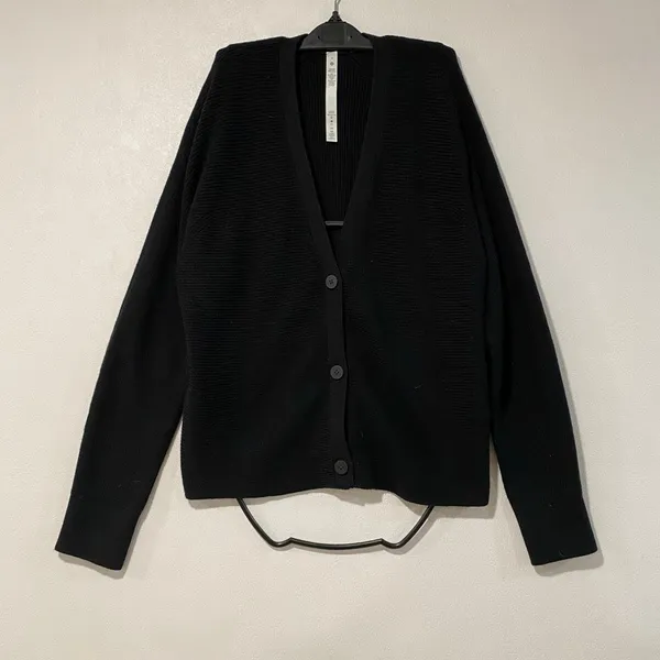 Lululemon Black Merino Wool Button Front Cardigan Sweater Size 8 - Image 2
