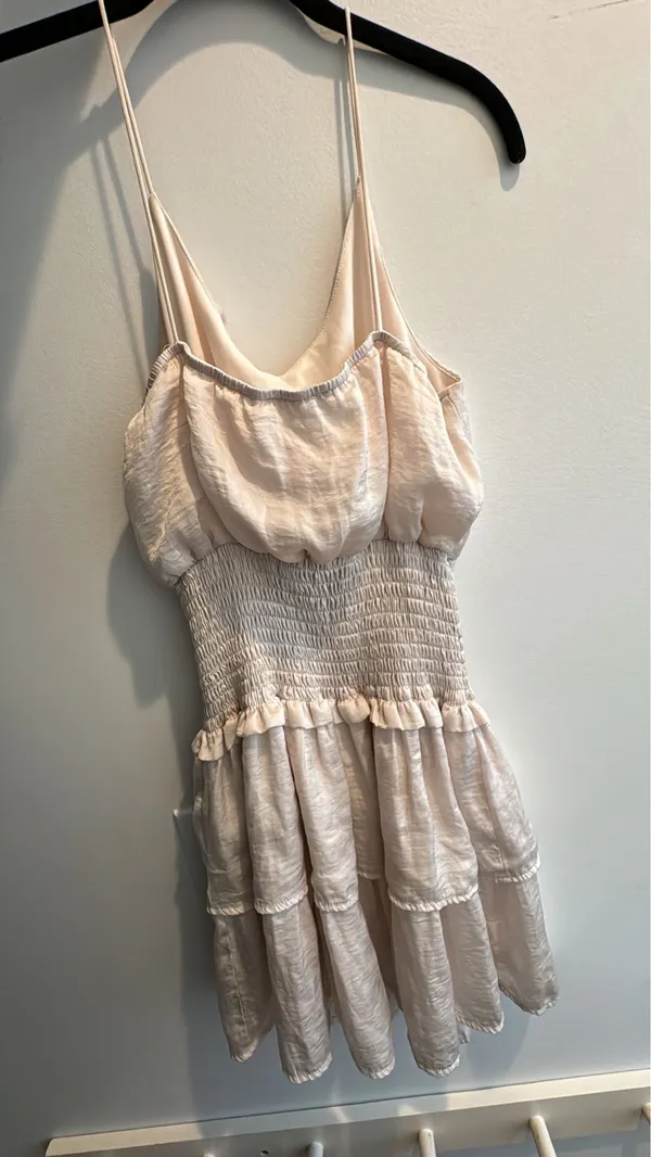 She + Sky Frilly Layered Cream Dress Size Medium - Image 2