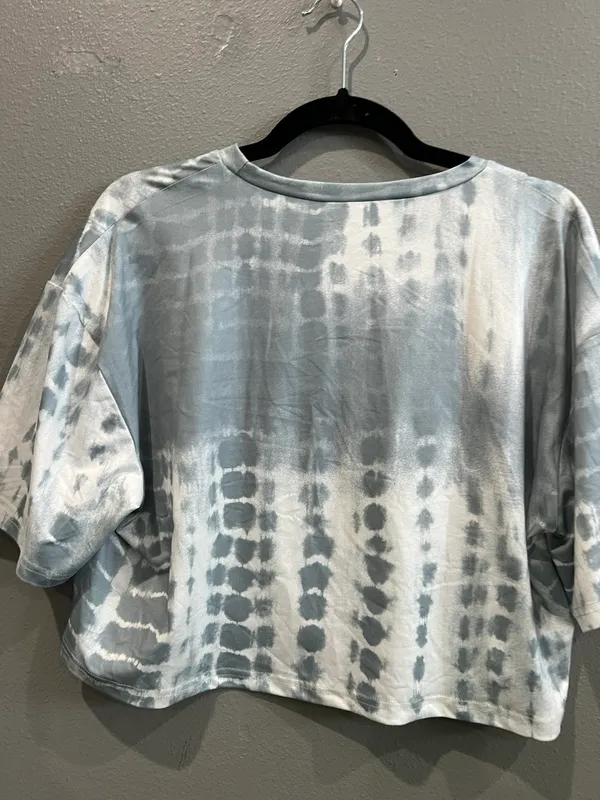 SheIn Crop T Shirt - Image 2