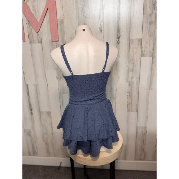 Hearts & Hearts Blue Eyelet Lace Romper Size M Spaghetti Strap Ruffle Shorts - Image 4